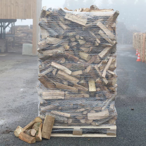 Legna da ardere – 25 cm – balla su pallet da 2 m³. Essiccazione 100% naturale.